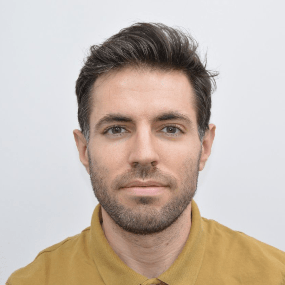 Dr Oscar Maiques